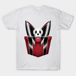 "Creepy Christmas!! Creepy - cute!! *giggle*" T-Shirt